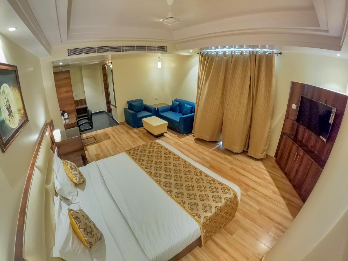 Hotel Hira Inn-10Mins From Railway Station & Bus Station Prayagraj Exterior foto