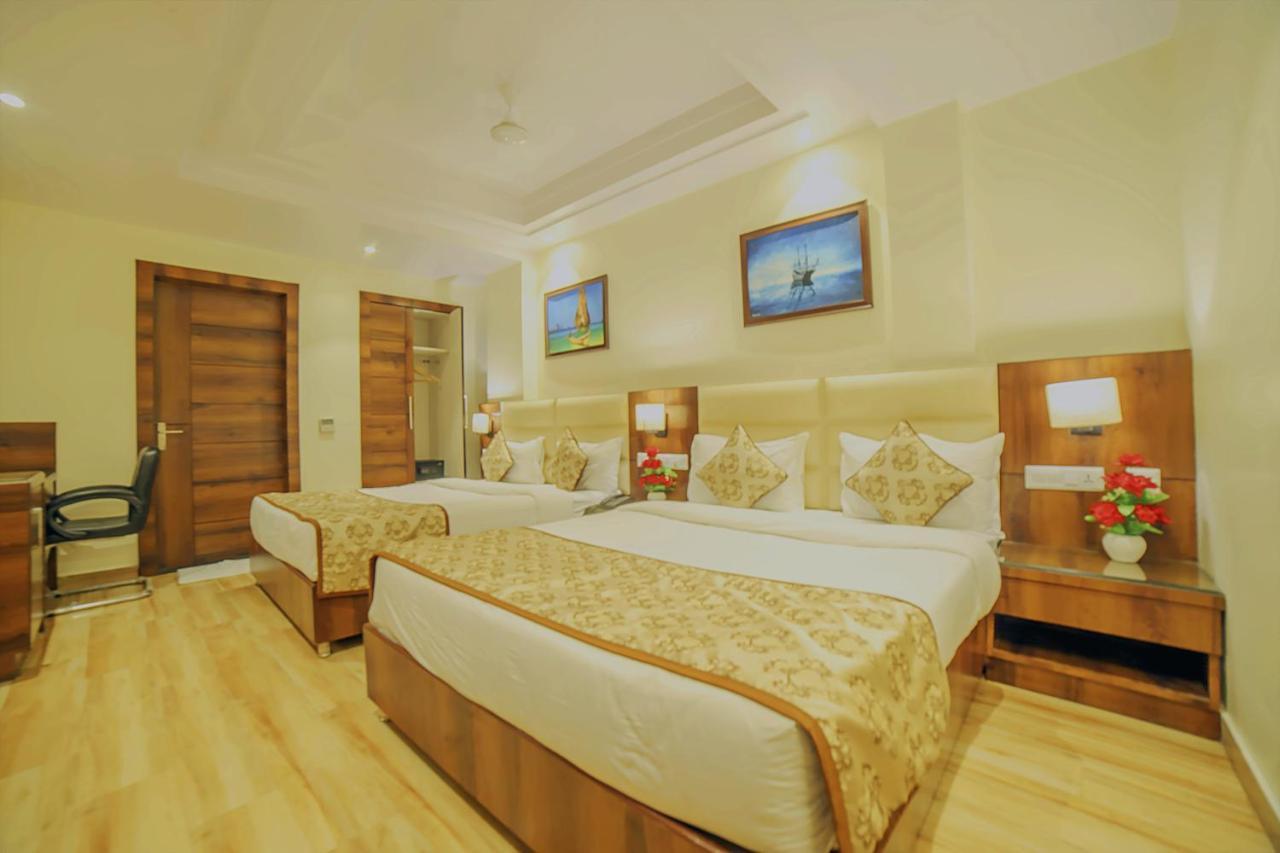 Hotel Hira Inn-10Mins From Railway Station & Bus Station Prayagraj Exterior foto